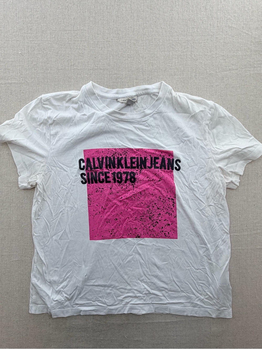 Calvin Klein Jeans Graphic Tee in Pink and White